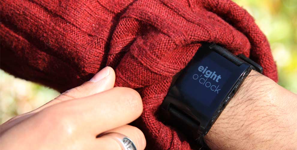  pebble: ساعة يد ذكية مرتبطة بجهاز الايفون Photo-watchfaces-1