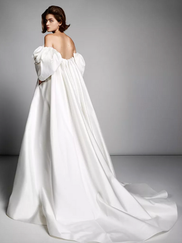 Elizabeth Grace Couture blog. Viktor & Rolf Fall 2020 bridal fashion. Puff/bell sleeve wedding dress