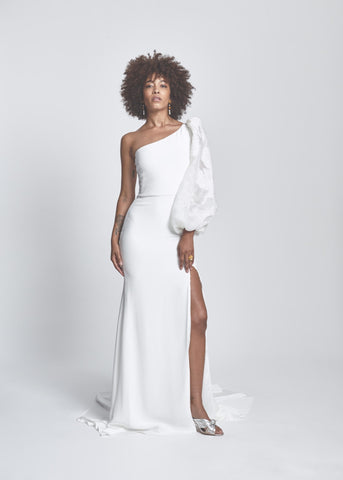 Elizabeth Grace Couture blog. Alexandra Grecco Fall 2020 bridal fashion. Puff shoulder wedding dress 