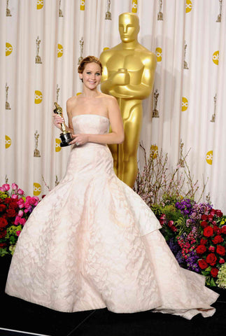 Jennifer Lawrence in Dior wedding inspired gown for the Oscars