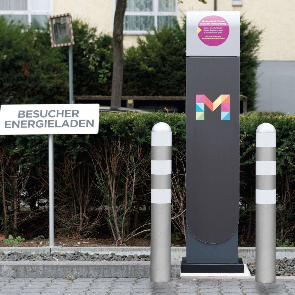 EV-charging-point-bollards-Electric-vehicle-charging-protection-Traffic-line-Protection-solutions-Hot-dip-galvanized-Sub-surface-fixed-Parking-lot-Charging-station-Electric-vehicle-infrastructure-Pedestrian-safety-High-visibility