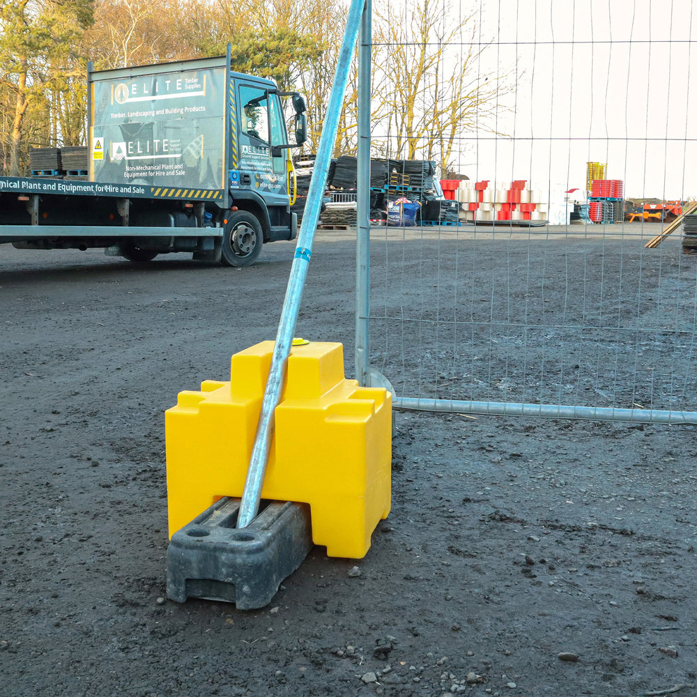 HI-VIS-HERAS-Ballast-Block,-40kg,-Heras-Fencing,-Temporary-Construction-Site-Security-Road-Barrier-Health-and-Safety-Anti-Trip-Design-UV-Resistant-Stackable-Fencing-Block-Easy-to-Install-Wind-Resistant-Water-Filled-Concrete