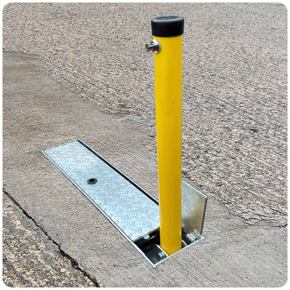 stealth-parking-post-ground-level-socket--galvanised-stainless-steel-powder-coated-folding-autopa-retractable-telescopic-bollard-security-bollards-traffic-management-removable-industrial-car-park-heavy-duty-urban-parking-lot-weather-resistant-durable-outdoor-integral-locks-lockable