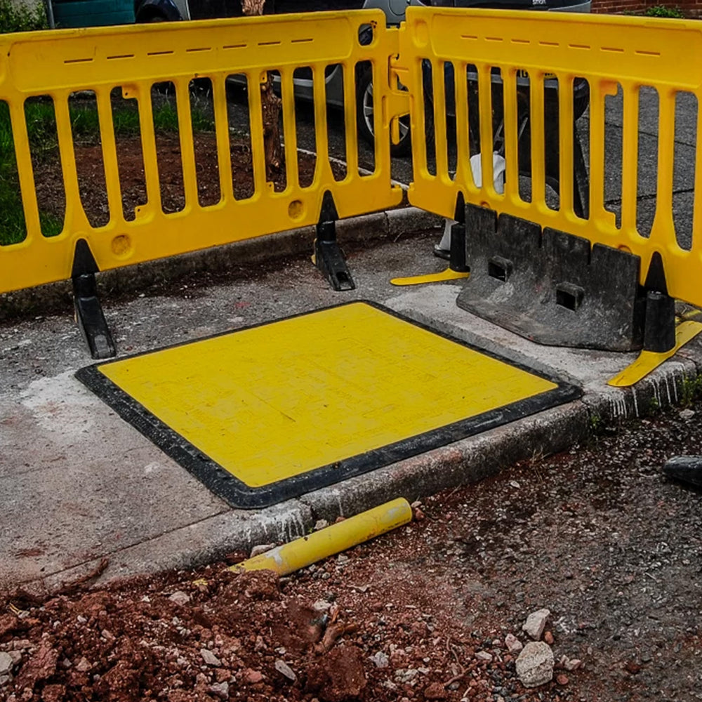 Trench-covers-low-profile-steel-heavy-duty-grate-non-slip-drain-industrial-safety-municipal-safety