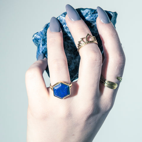 honeybee-honeycomb-hexagon-rings-jewelry-lapis-lazuli