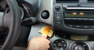 How to Remove and Install a 2006-2012 TOYOTA RAV4 Car Radio