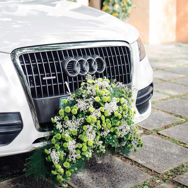 wedding car arrangement
