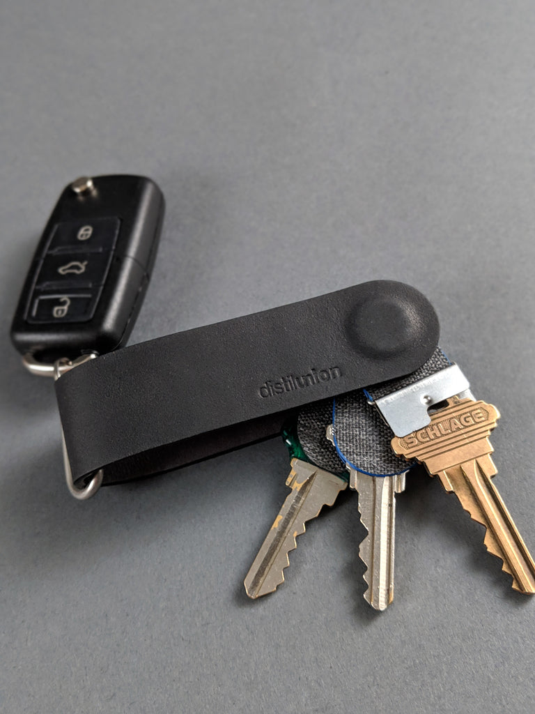 card fob attached to distil key holder revealing three keys attached by keymod sticks and clicks