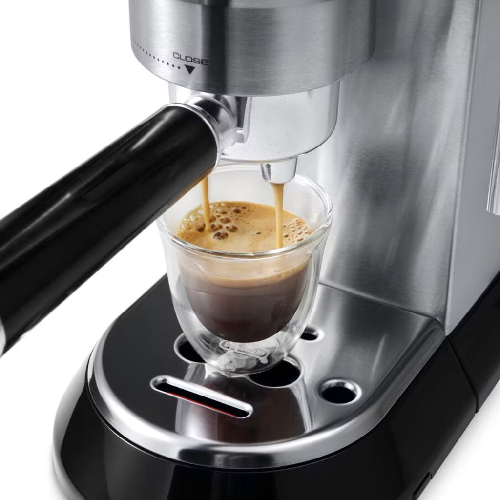 DeLonghi Dedica Deluxe Espresso & Cappuccino Machine EC680M