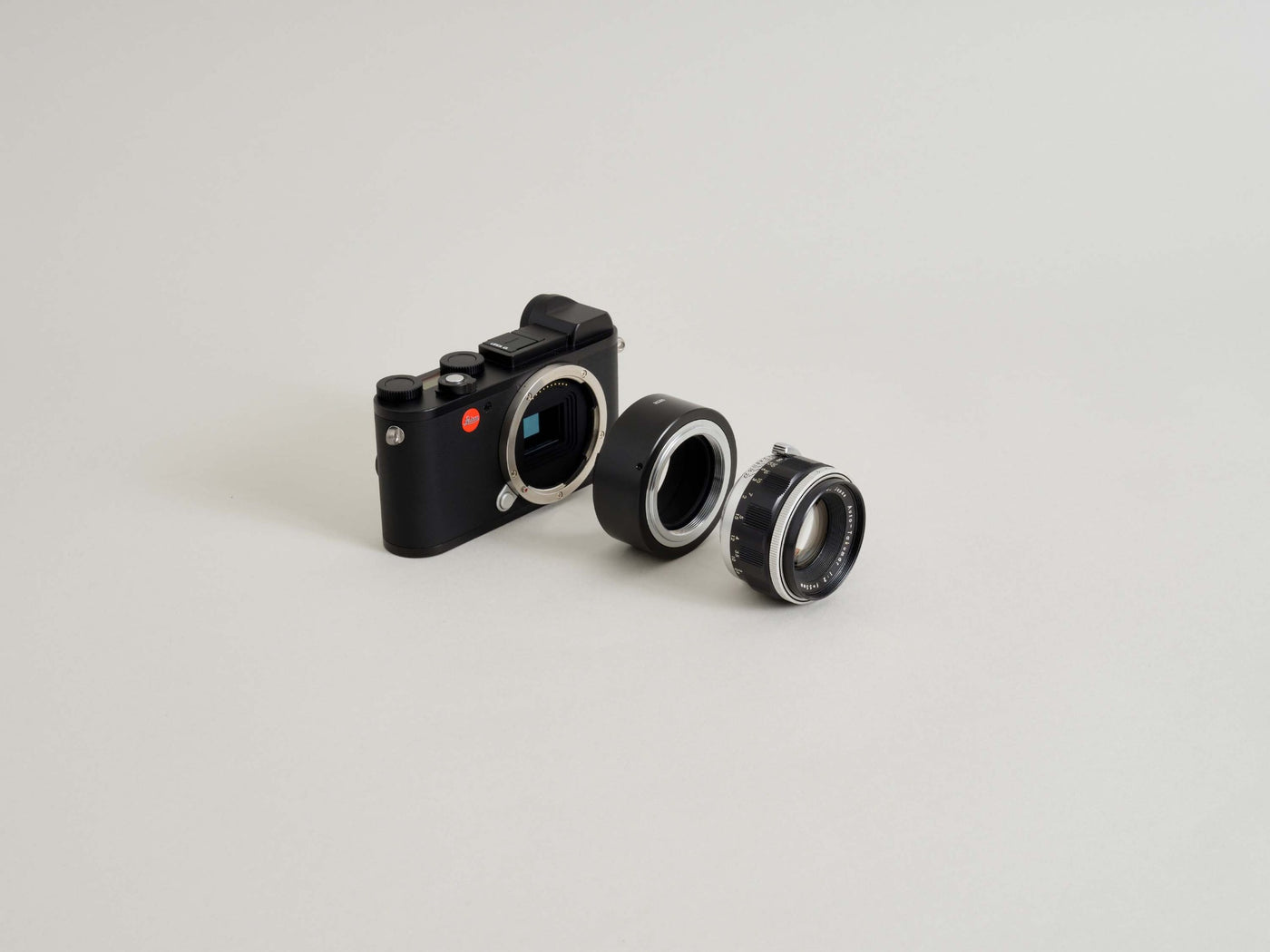 M42 Lens Mount to Leica L Camera Mount