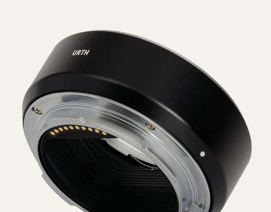 Canon (EF / EF-S) Lens Mount to Leica L Camera Mount (Electronic)