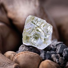 Ethical sourcing of rough diamonds