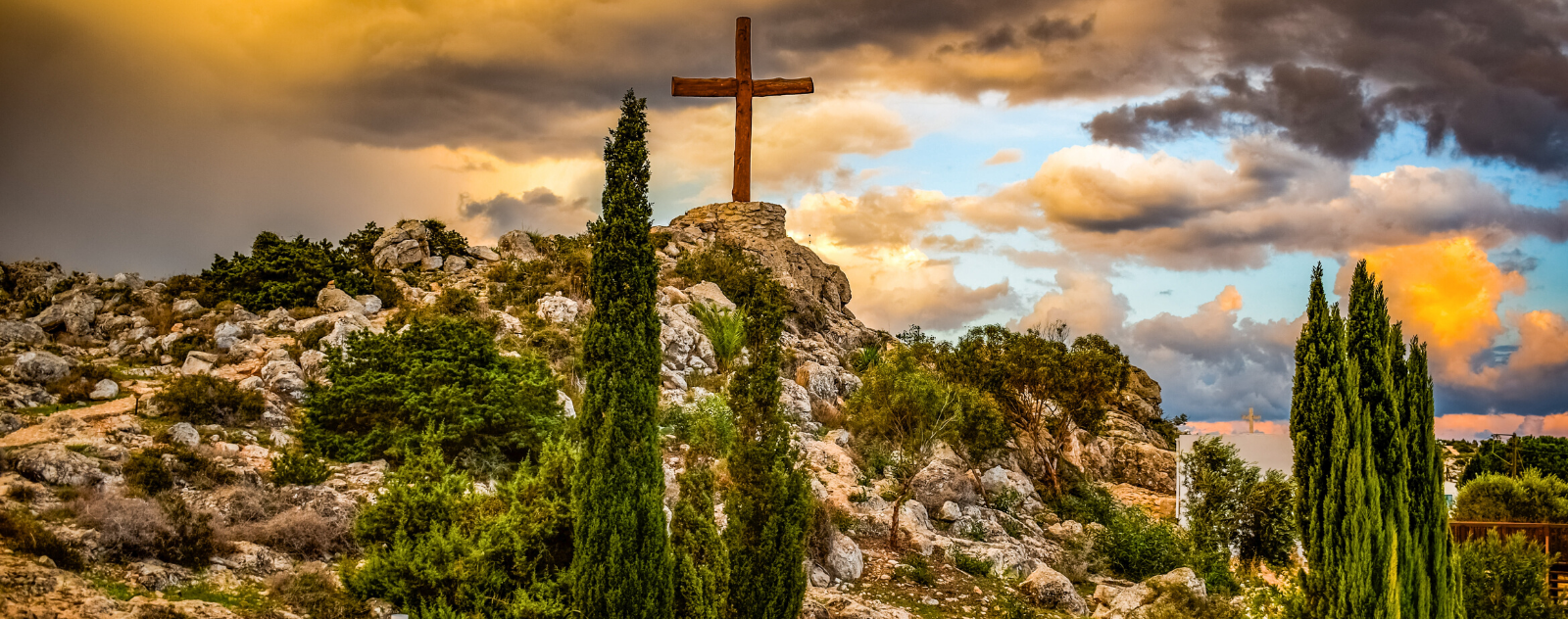 christian cross symbol in christianity