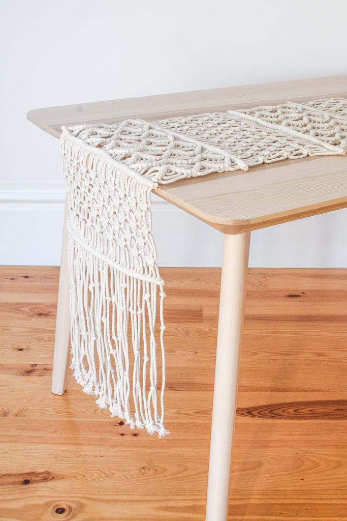 Byndji Macramé Table Runner