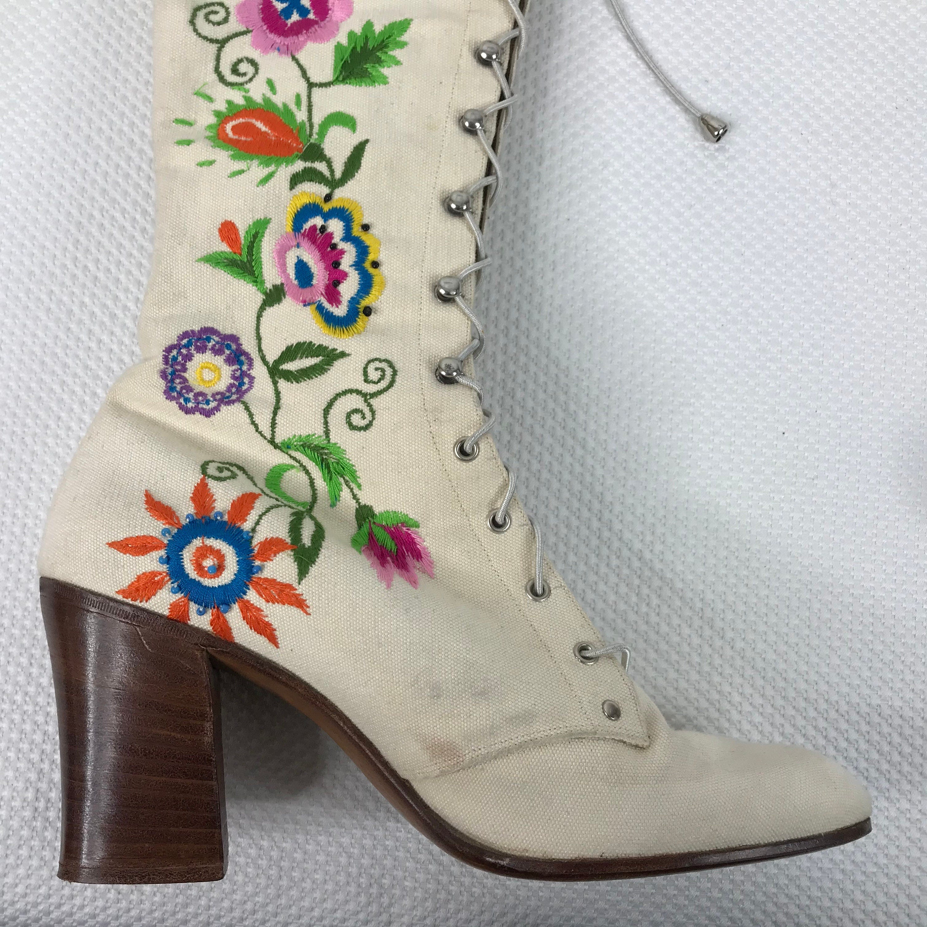 70s Rare Vintage 1975 Jerry Edouard White Floral Beaded Embroidered Granny  Boots Size 7. 5 By Jerry Edouard