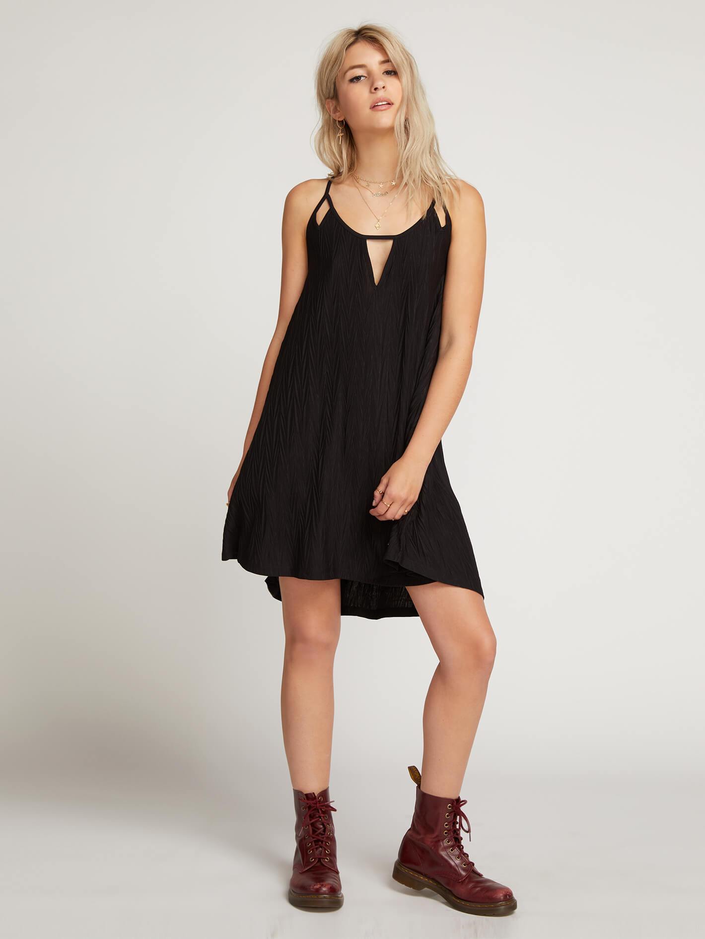 Robe Back 2 Mentality - Black