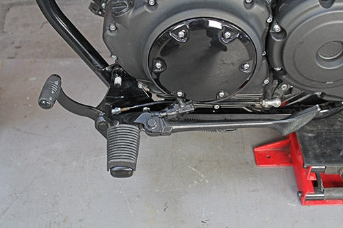 yamaha bolt foot controls