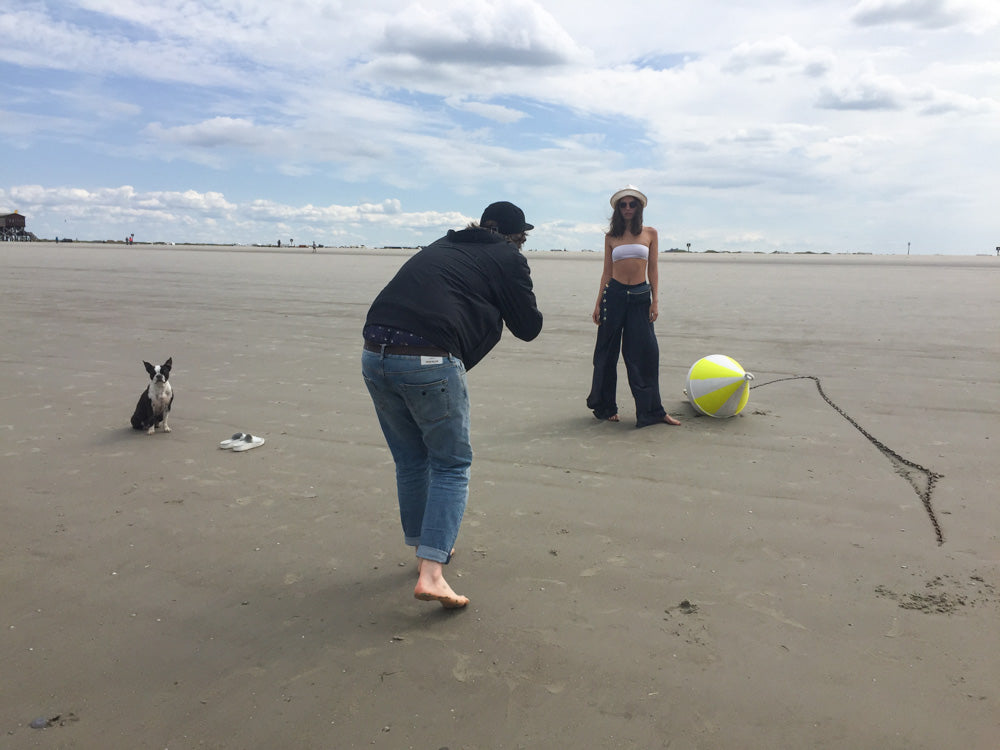 EARLY Lookbook Shoot 2017 Nicola Krämer, Franziska Brothun, Marc Krause Photography, Malaika Girke Creammodels, Seaside, Beach, Nature, Boston Terrier