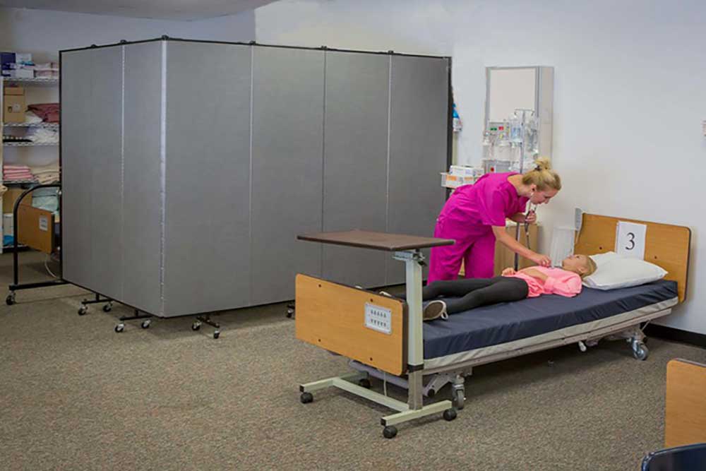 clinic room dividers