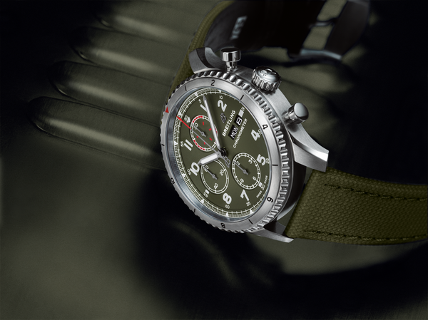 breitling-watch-aviator-8-chronograph-43-curtiss-p-40-warhawk