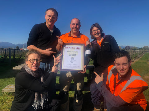 Wine Maker Group Photo With Cert
