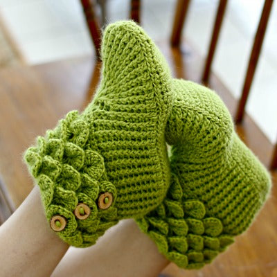 crochet dinosaur booties pattern