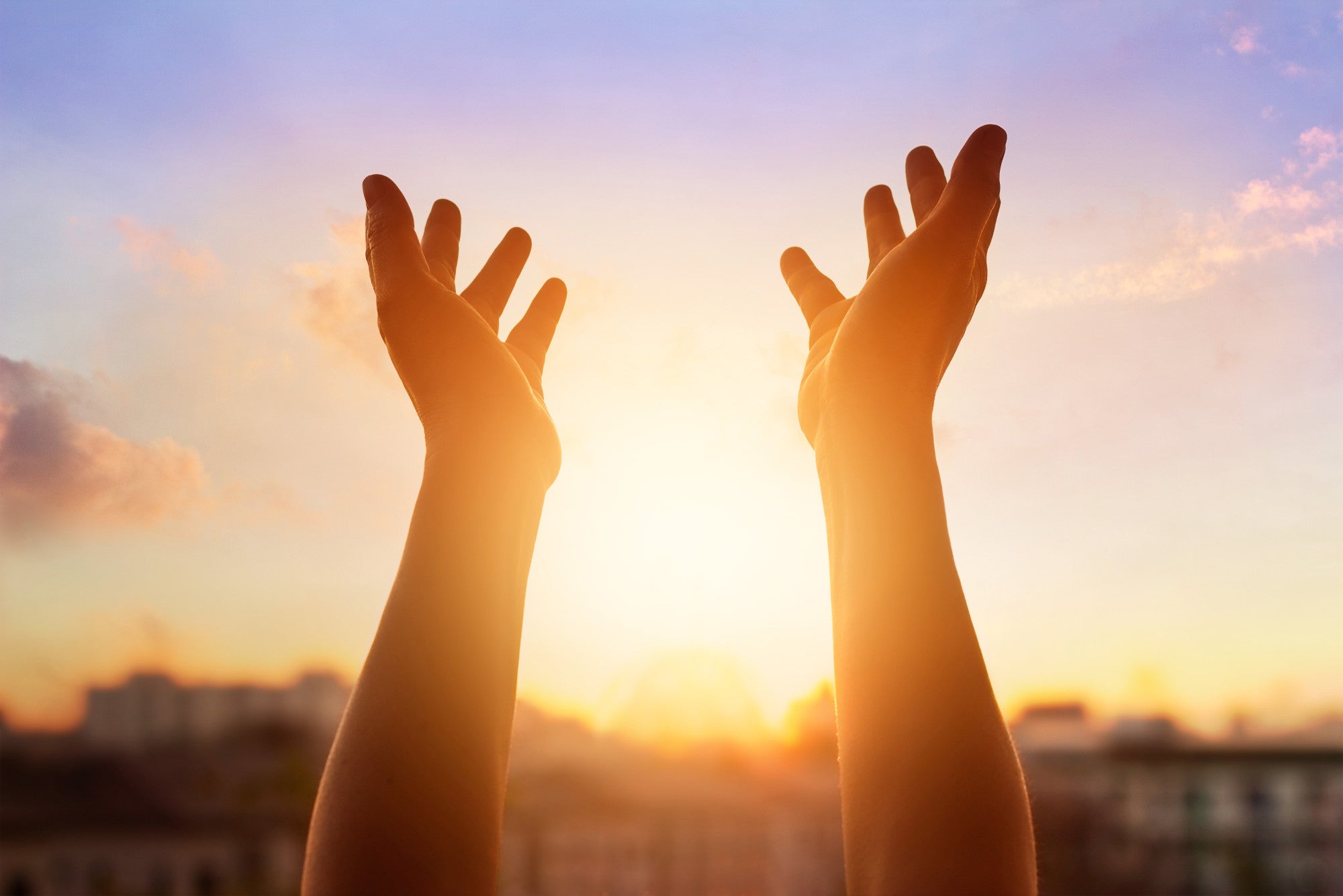 Spiritual Healing & Personal Growth: 8 Ways a Positive Mindset Helps You Grow