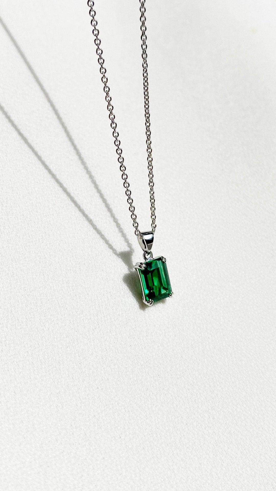 Fulton Emerald Green Double Prong Pendant Necklace