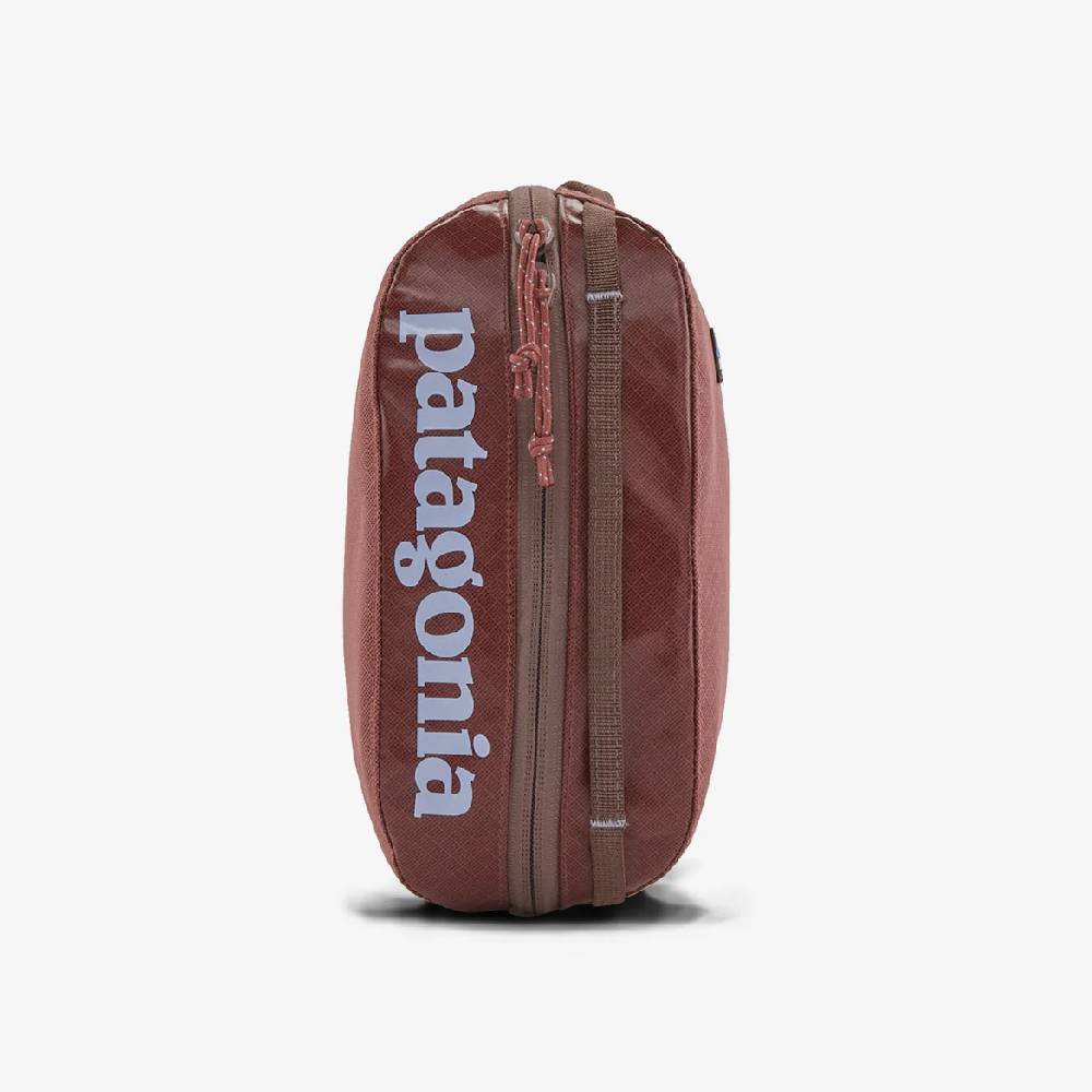 Patagonia Small Black Hole Cube - Rosehip ACCESSORIES - Luggage & Travel - Shave Kits Patagonia   