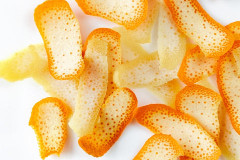 natural ways to brighten skin, orange peels