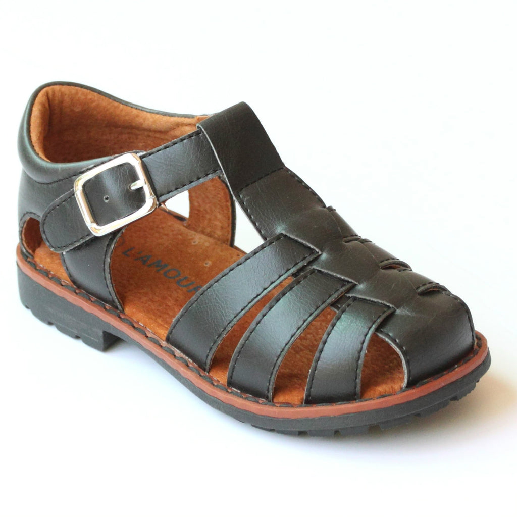 black fisherman sandals