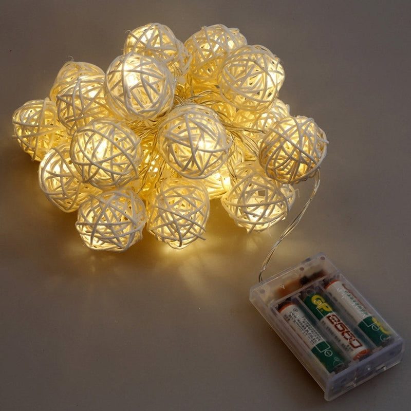 Battery Operated Ratten Ball LED Decoration Light - Warm White