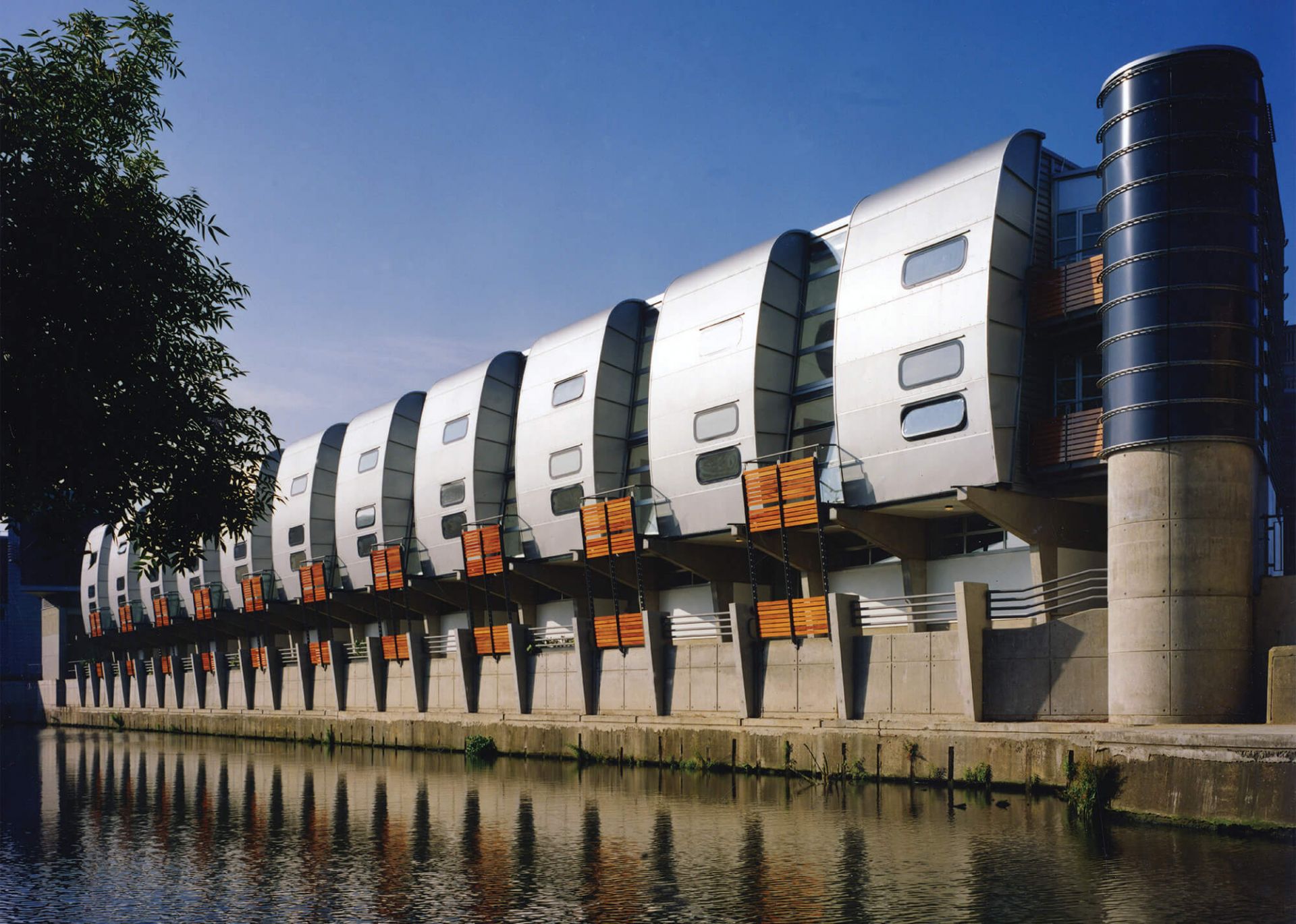 Grand Union Canal Walk Housing