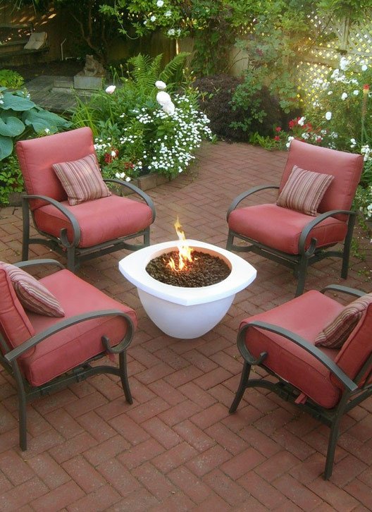 Courtyard fire pit