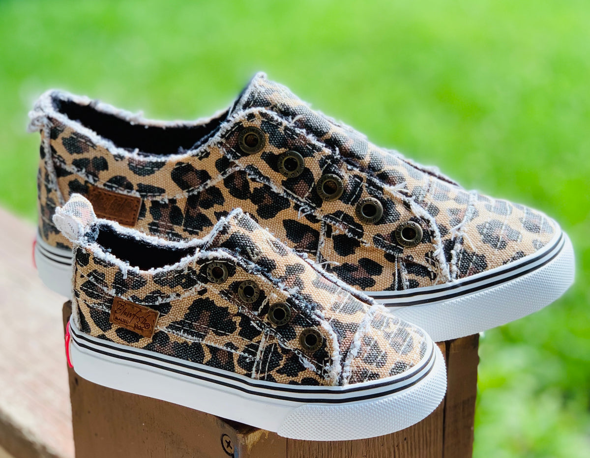 blowfish play sneaker leopard