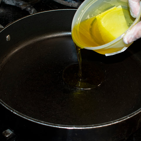 heat oil in skillet