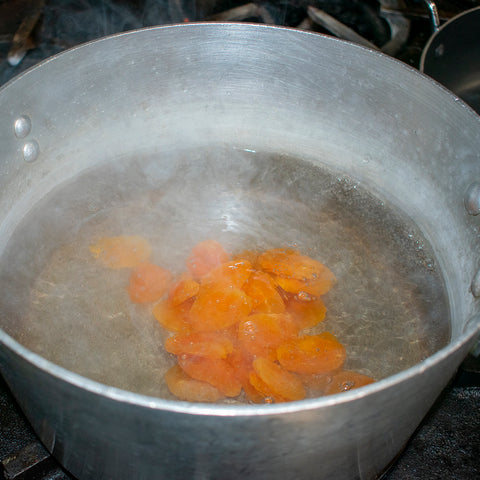 boil water add apricots