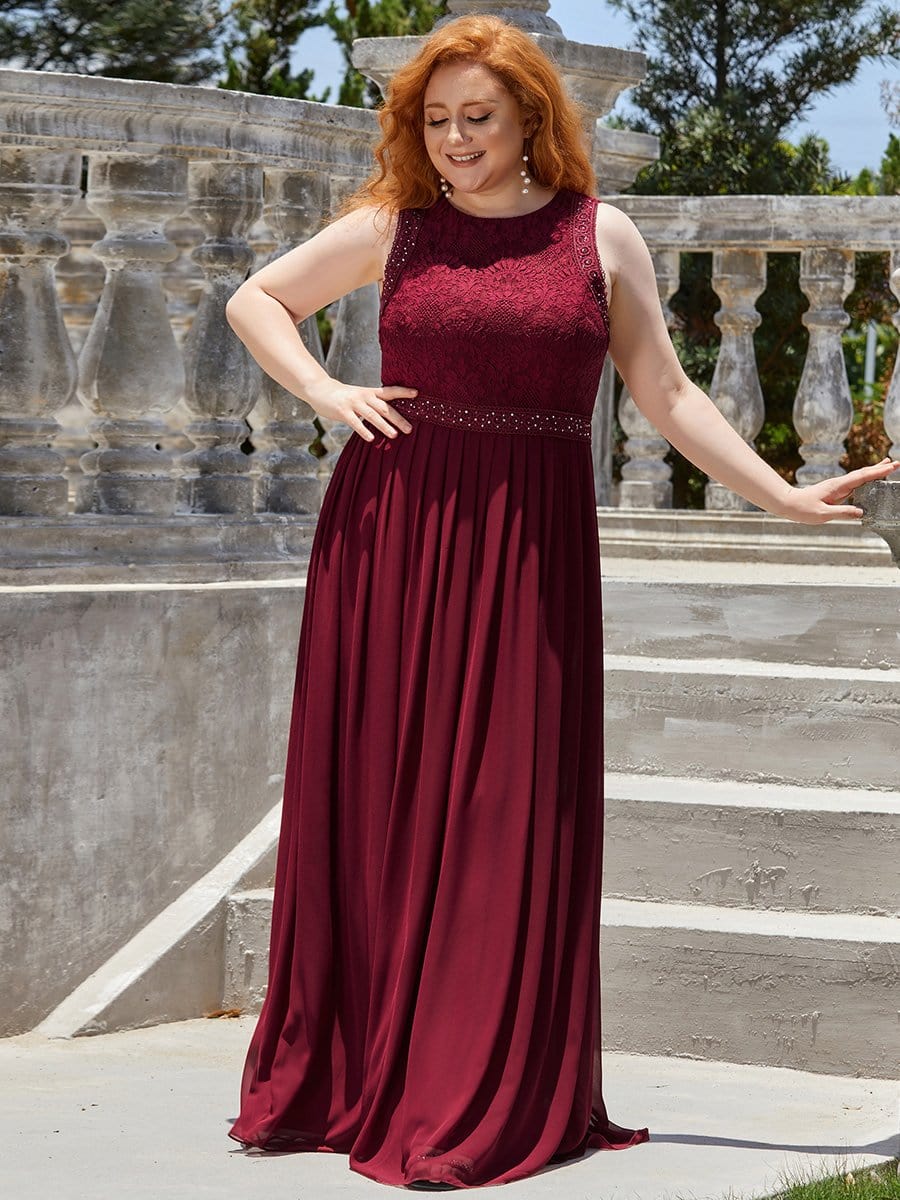 Flattering Plus Size Bridesmaid Dresses for Every Style and Budget
