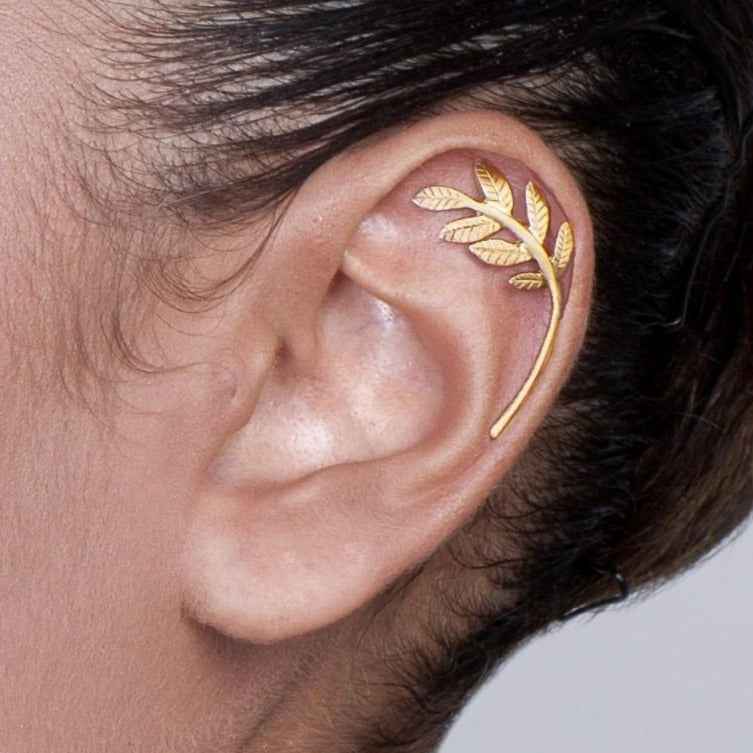 Wetenschap op vakantie Bruin 14k Gold Leaves Cartilage Earring – Shirli's Jewelry