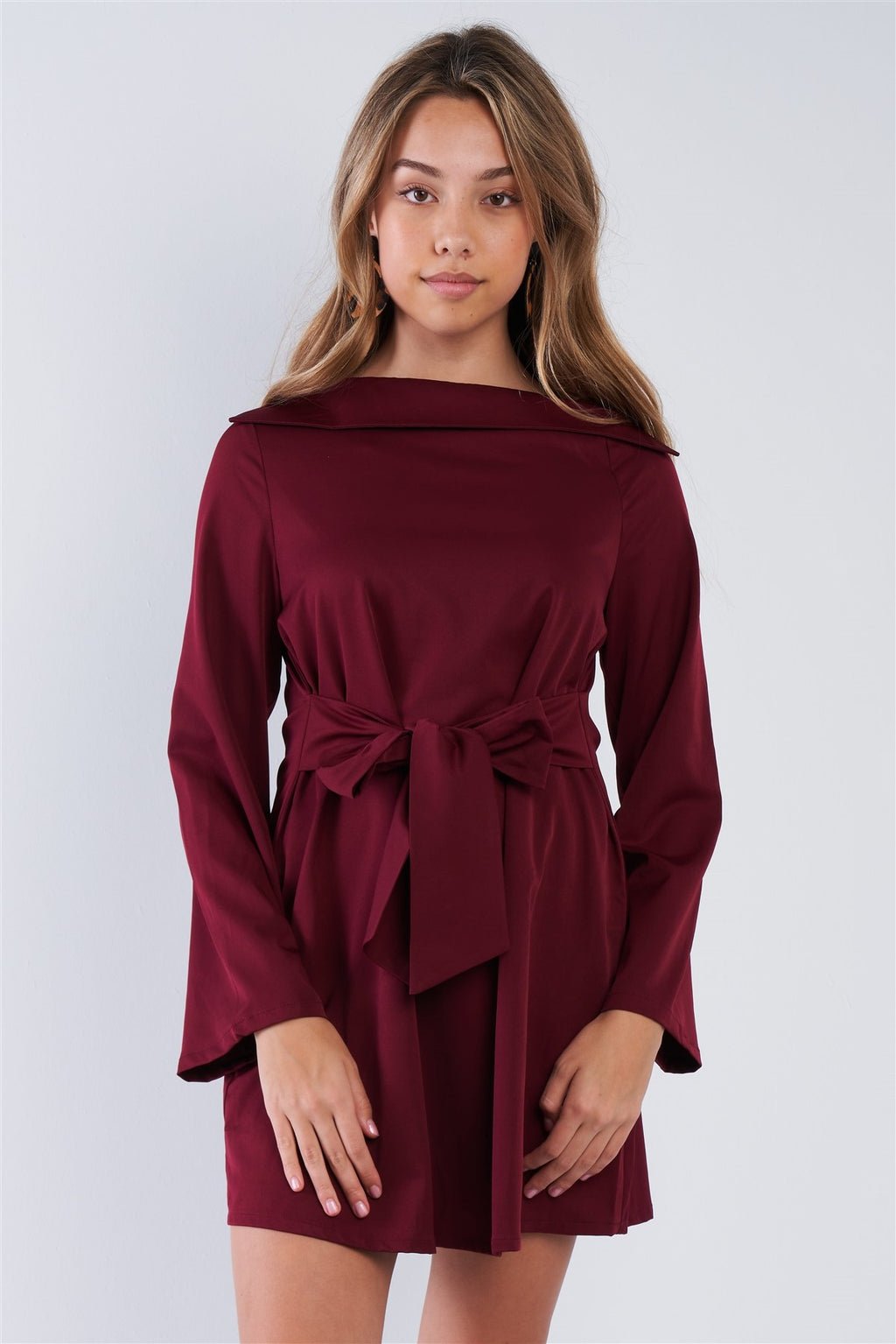 Straight Neck Solid Front-tie Dress