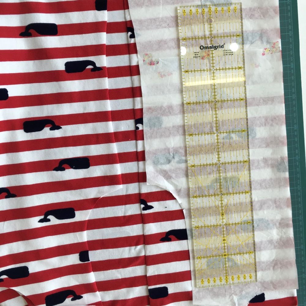 Sewing Grainline Studio Lark Tee in Nautical Red Stripes with velvet Whales 