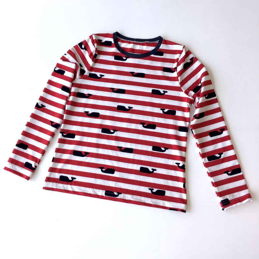 Sewing Grainline Studio Lark Tee in Nautical Red Stripes with velvet Whales 