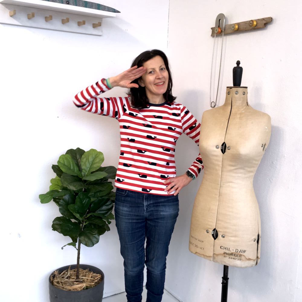 Sewing Grainline Studio Lark Tee in Nautical Red Stripes with velvet Whales 