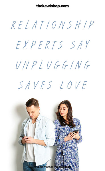 Pinterest, infographics, Relationship Experts Say Unplugging Saves Love