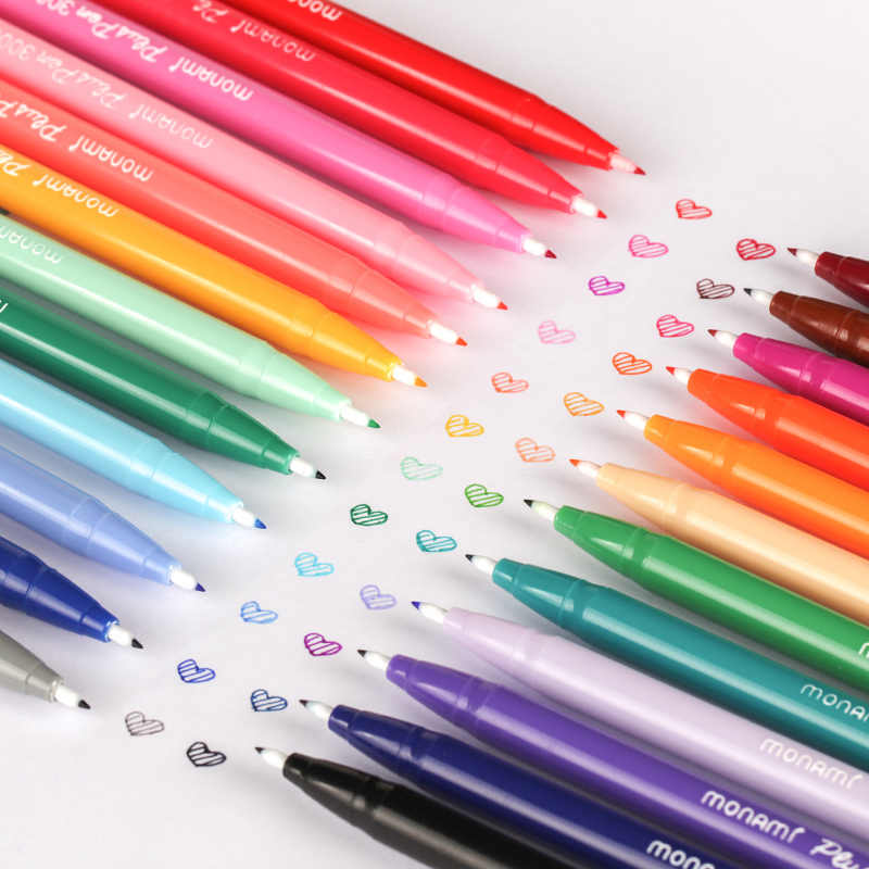 colored felt pens