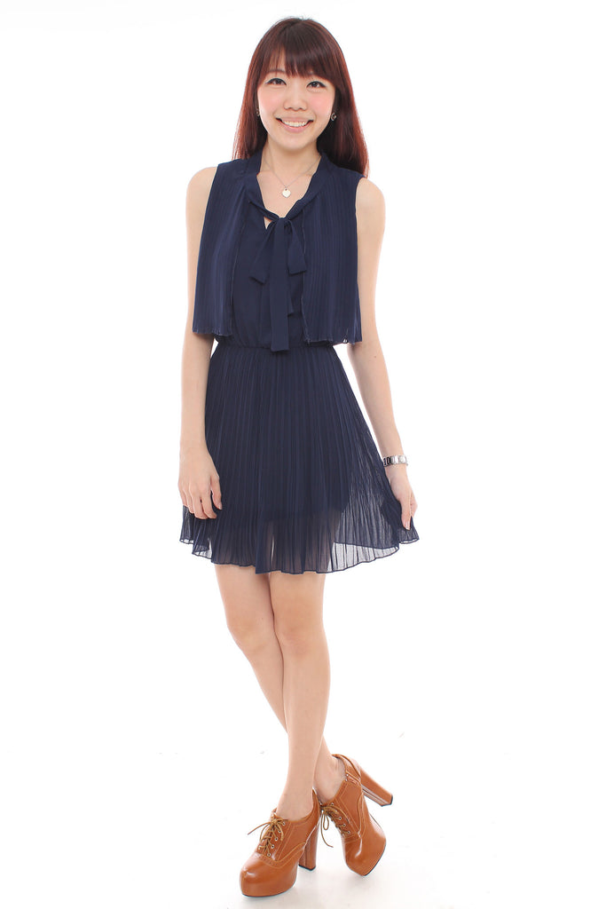 Freyde pleated dress (navy blue)