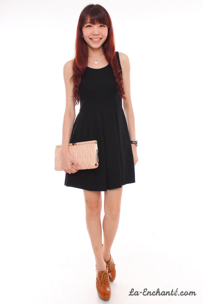 Camilla skater dress (black)