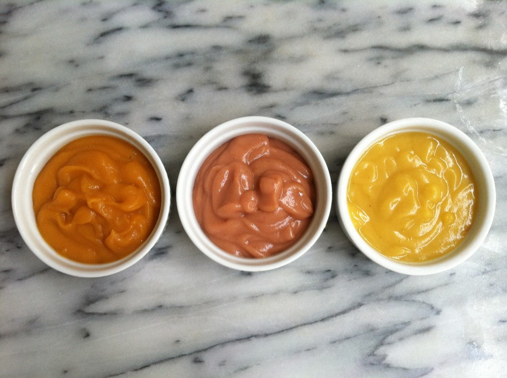 Applesauce 3 ways for your Squooshi pouch