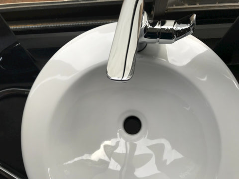 single-handled-faucet-sink