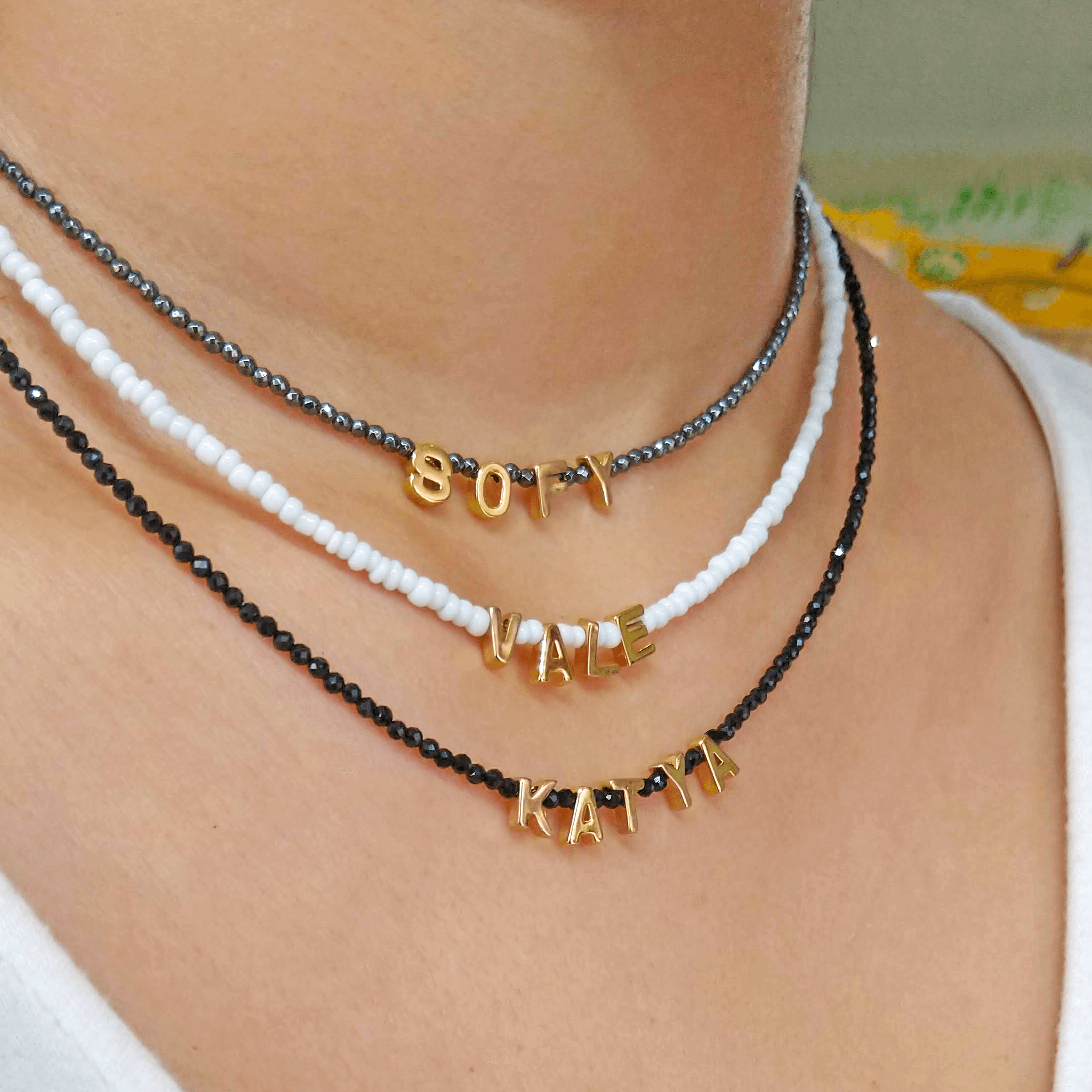 Alianza Incentivo acento Collar con chaquira y letras de acero – Isa Maraf Jewelry